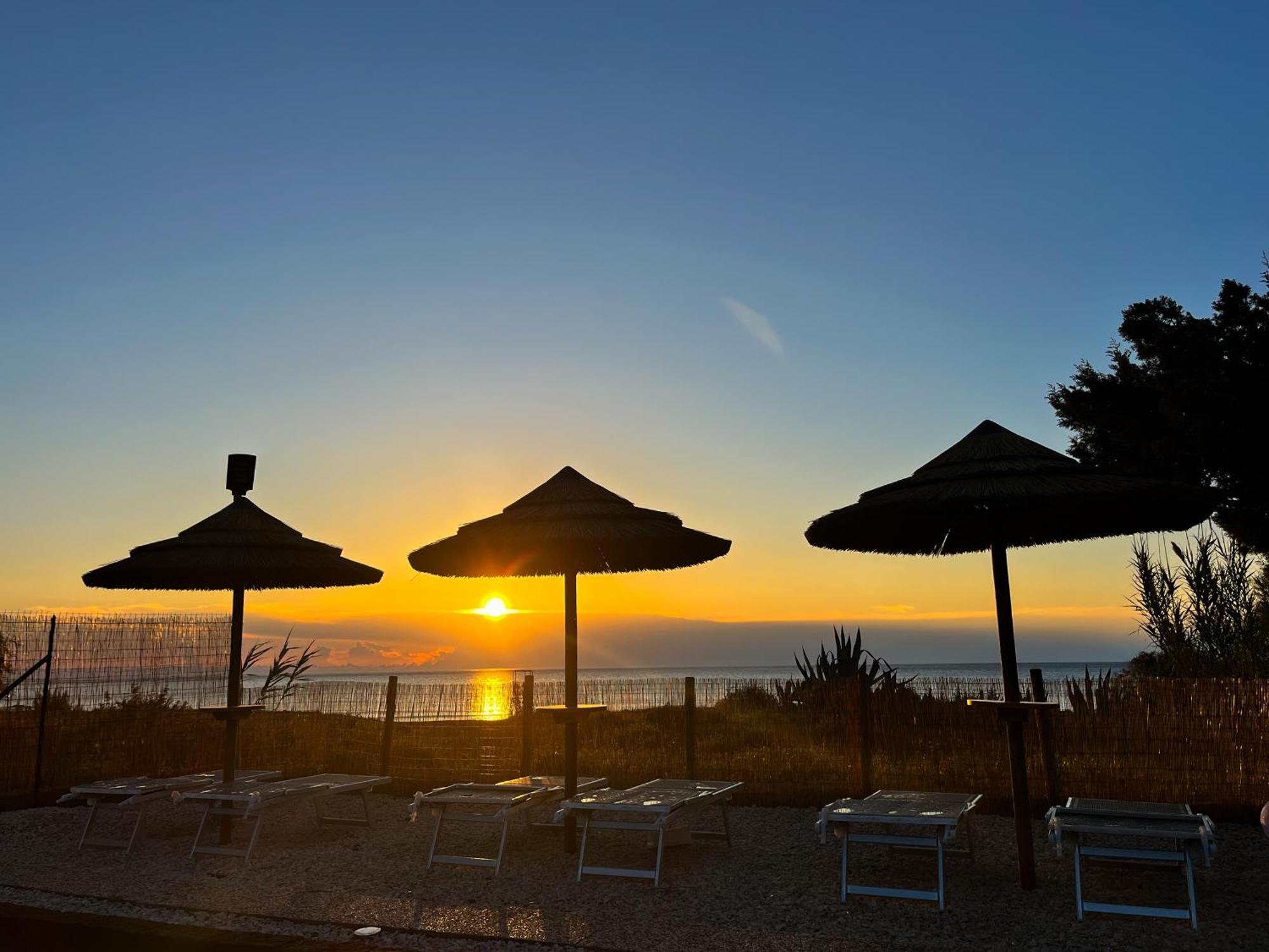 Suites Voce Del Mare Tertenia Exterior photo